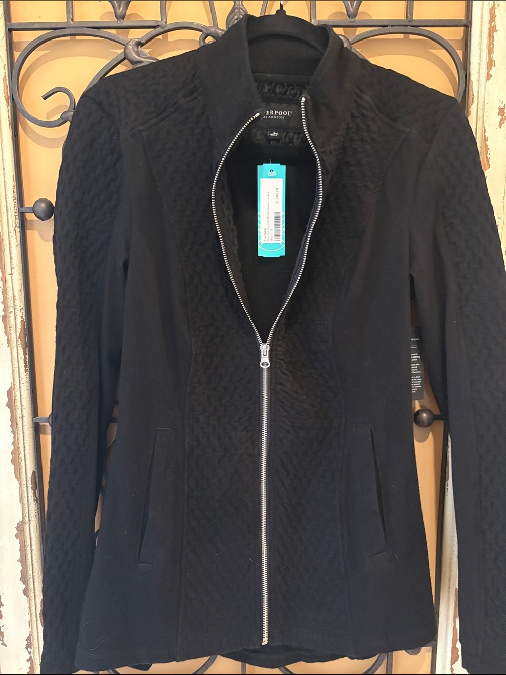 Liverpool Jeans Company Black Quilted Zip-Up Jean Jacket.